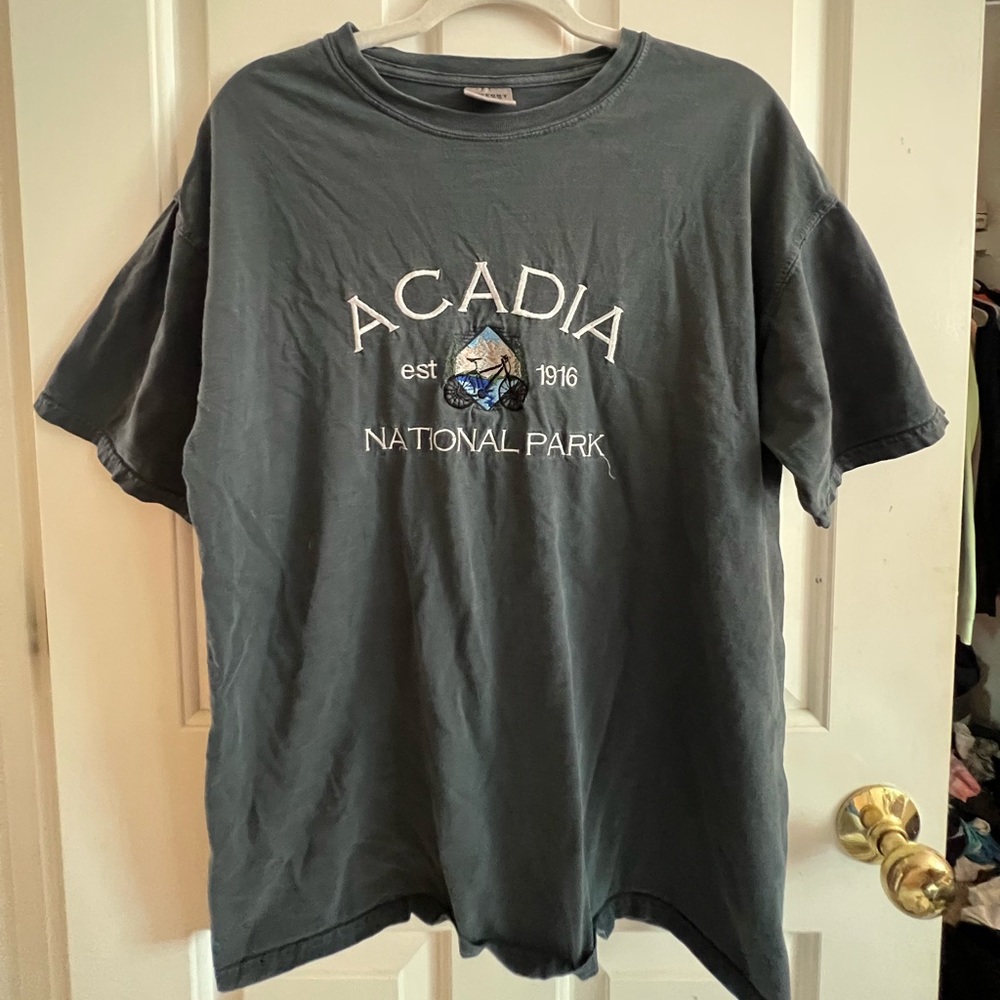 Comfort colors Acadia t-shirt.